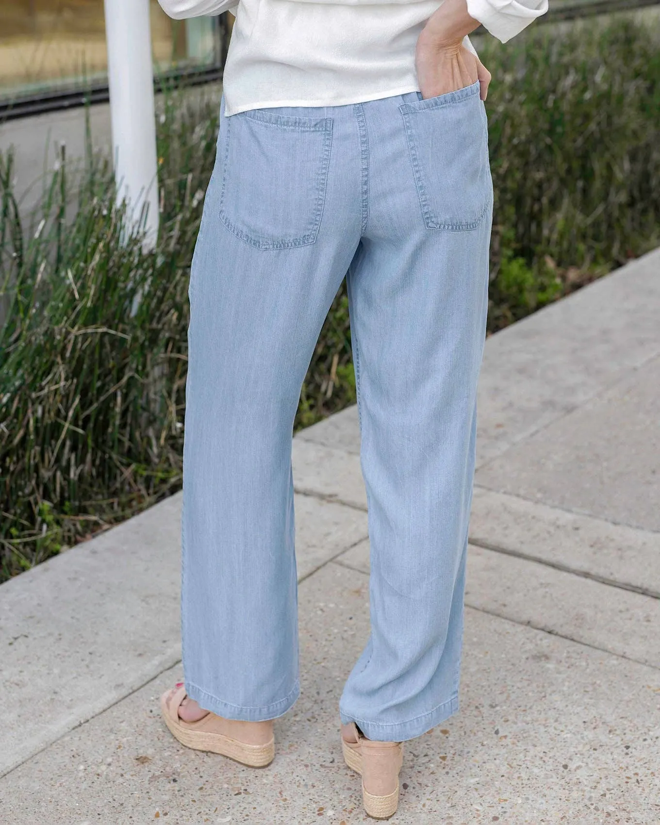 Tencel™ Lyocell Drawstring Wide Leg Pants in Chambray Wash